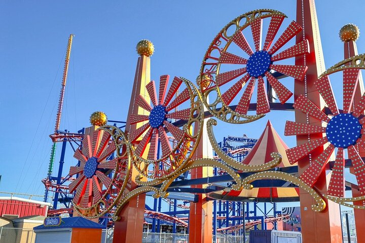 Boroughs of NYC Tour: Harlem, Bronx, Queens, Brooklyn & Coney Island - Photo 1 of 25